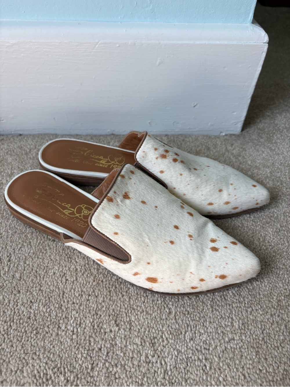 Sbicca Frankie Calf Hair Mules Dapple Cow Print Pointed Mule Cowgirl Slip Ons
